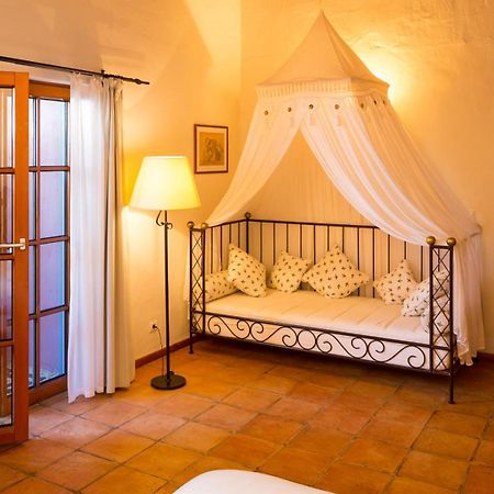 Hotel Atrio Estreito Da Calheta Habitación foto