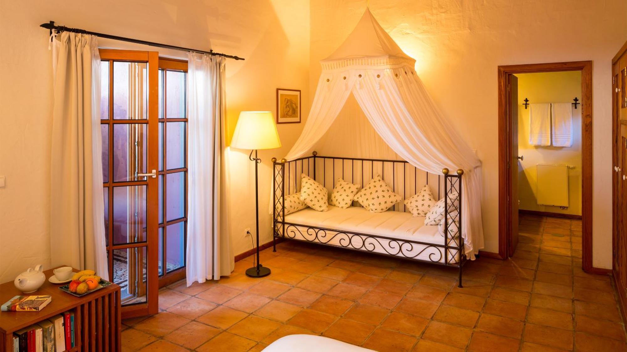 Hotel Atrio Estreito Da Calheta Habitación foto