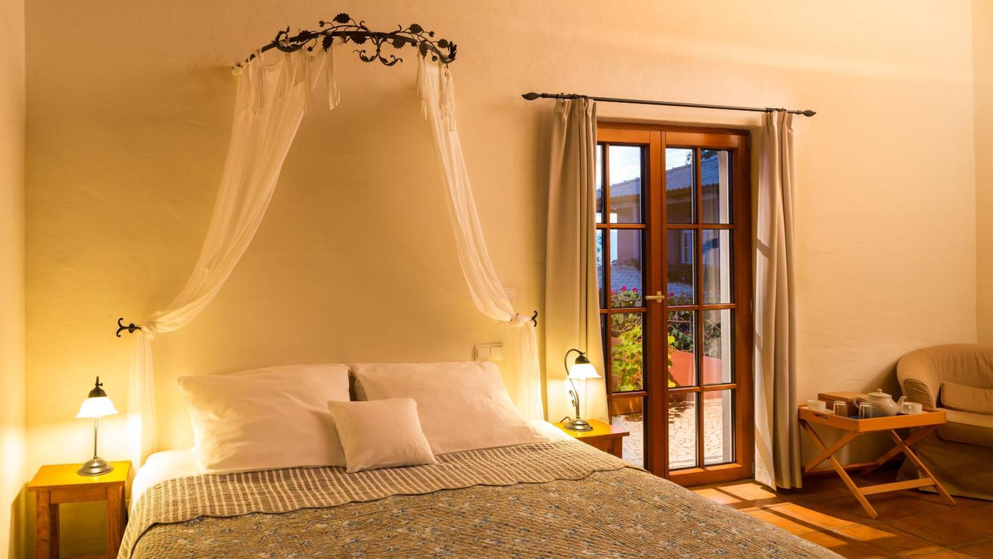 Hotel Atrio Estreito Da Calheta Habitación foto